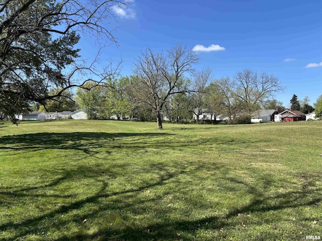 330 S Farnham St, Galesburg, IL 61401 - photo 2