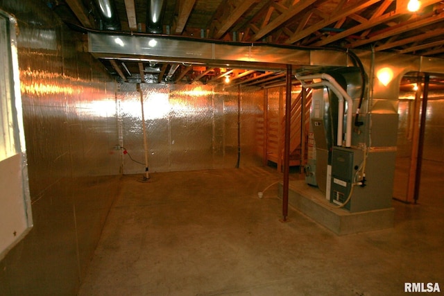 406 N Minier Ave, Minier, IL 61759 - unfinished basement with heating unit