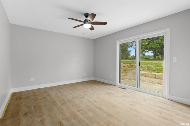 1109 Lawson St, Washington, IL 61571 - spare room with light wood-type flooring and a ceiling fan