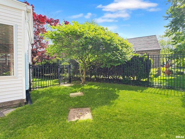 407 W Hollyridge Cir, Peoria, IL 61614 - photo 44