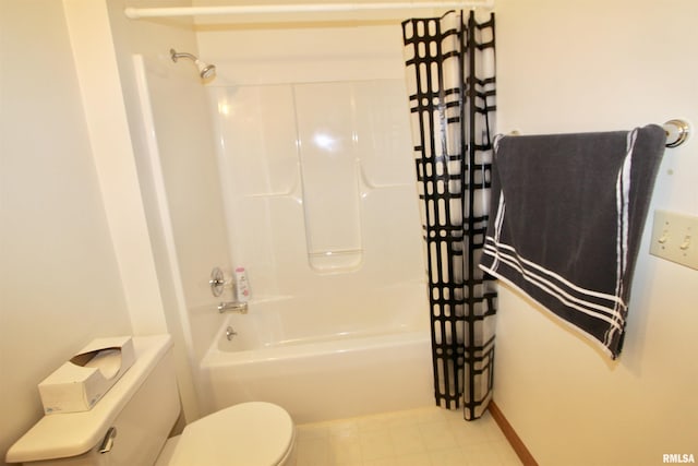 full bath with toilet and tub / shower combination