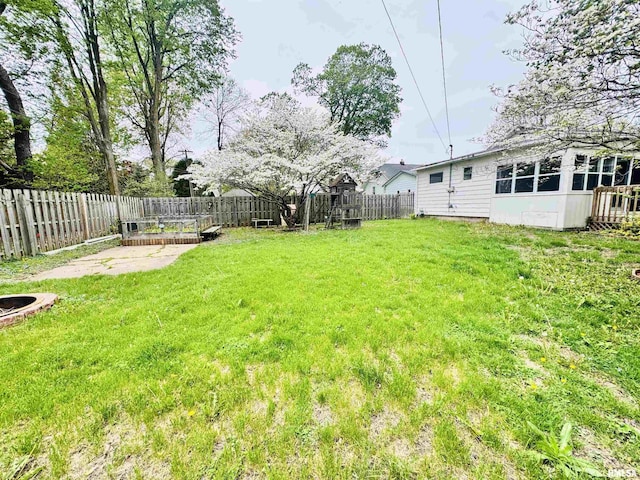 711 E Piper St, Macomb, IL 61455 - view of yard