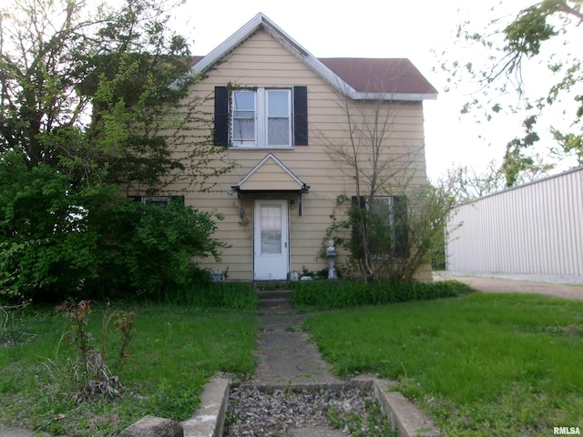 605 S 2nd St, Pekin, IL 61554 - view of front of house