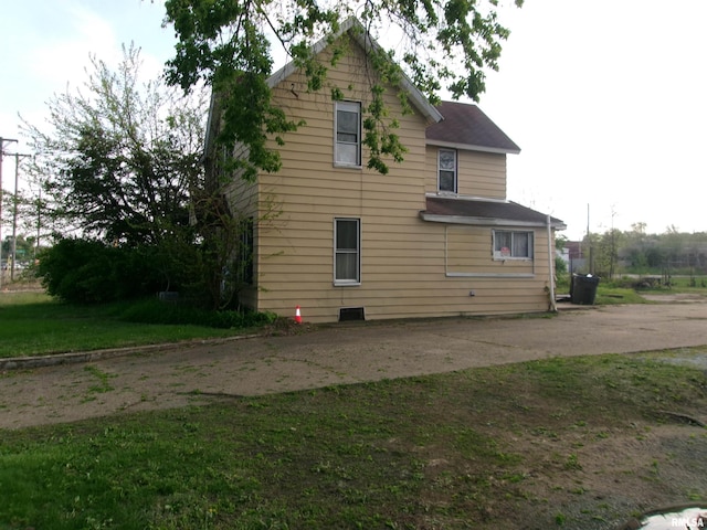 605 S 2nd St, Pekin, IL 61554 - view of rear view of property