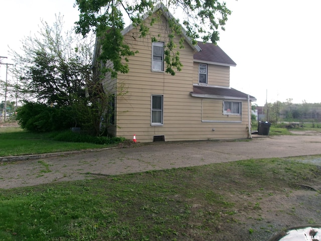 605 S 2nd St, Pekin, IL 61554 - view of back of property