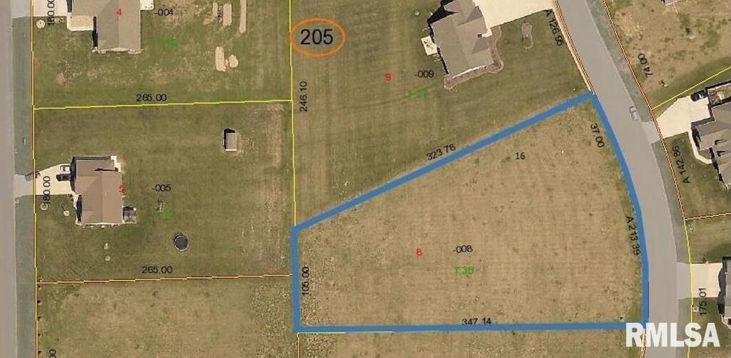 107 Lost Creek Ct, Pekin, IL 61554 - photo 4