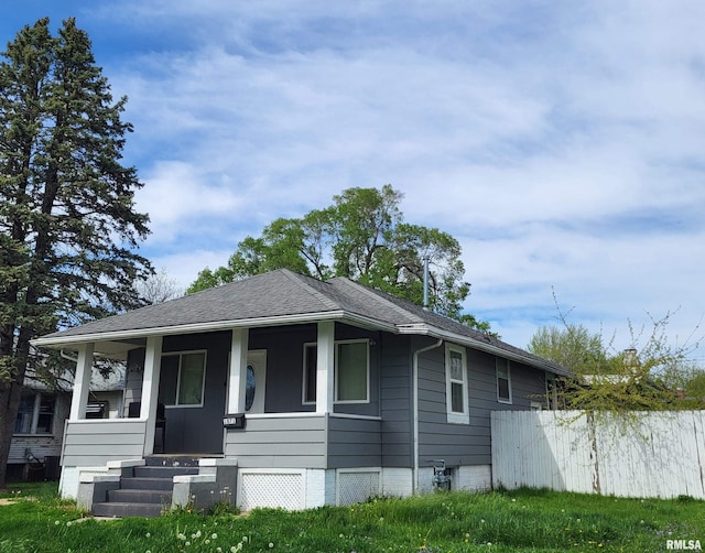 bungalow featuring a porch