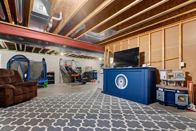 view of unfinished basement