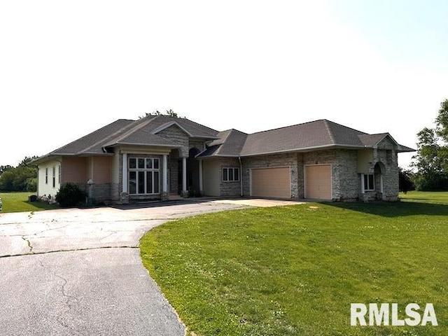 24211 N Carver Rd, Canton, IL 61520 - photo 1