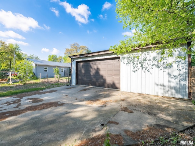 view of detached garage
