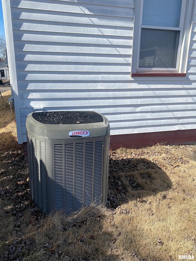 details with cooling unit