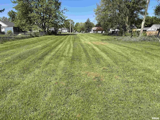 1297 S Chambers St, Galesburg, IL 61401 - photo 2