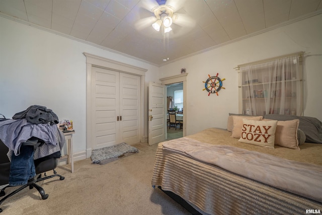 1624 W Barker Ave, Peoria, IL 61606 - carpeted bedroom with crown molding, an office area, a closet, and ceiling fan