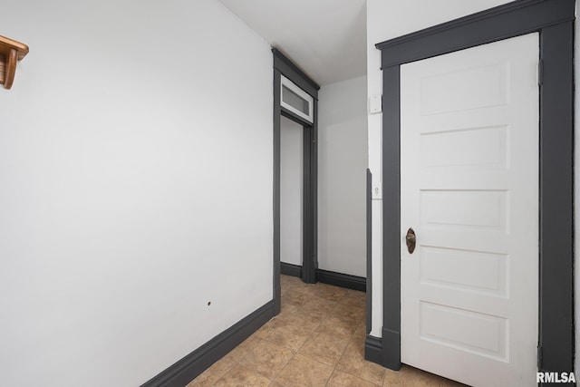 1803 W Barker Ave, Peoria, IL 61606 - corridor featuring baseboards