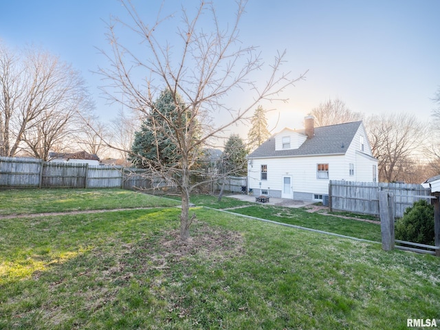 view of yard with a patio area
