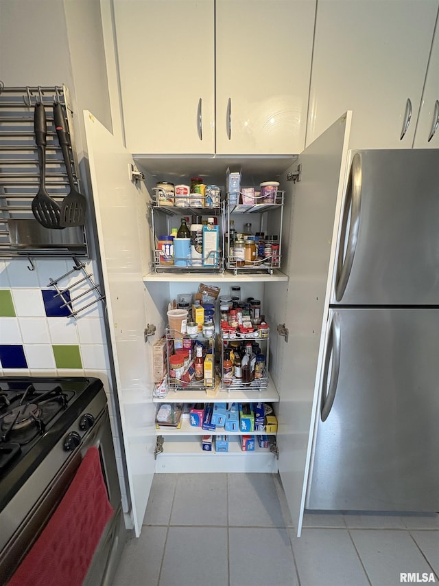 2220 W Ayres Ave, West Peoria, IL 61604 - view of pantry
