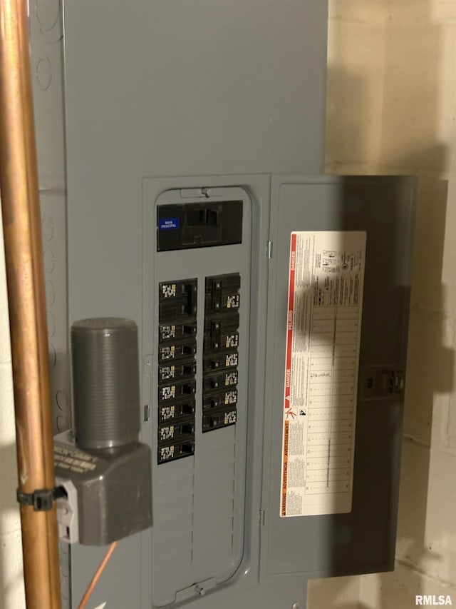 2220 W Ayres Ave, West Peoria, IL 61604 - utility room with electric panel