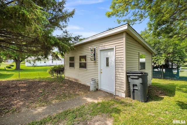 105 S Spruce St, Delavan, IL 61734 - photo 16