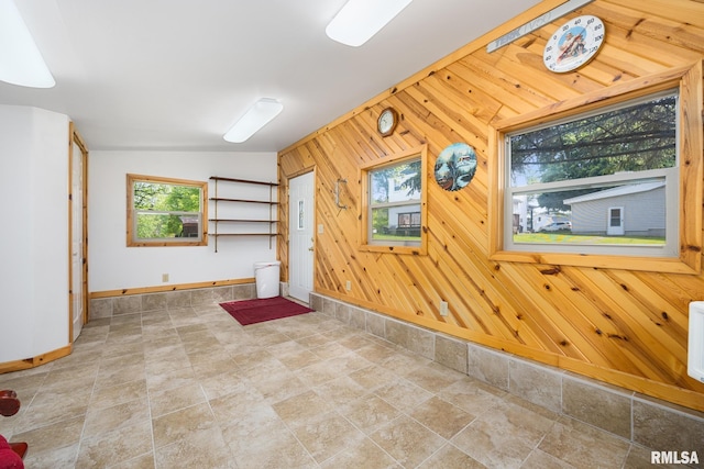 105 S Spruce St, Delavan, IL 61734 - photo 18