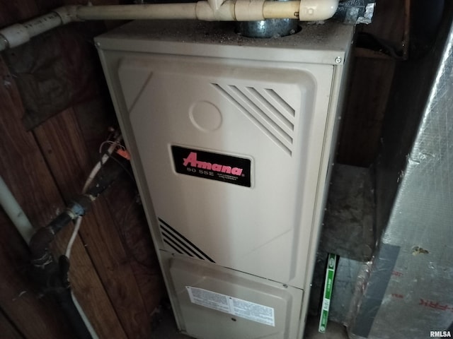 927 W Oakview Dr, Peoria, IL 61615 - utilities with heating unit