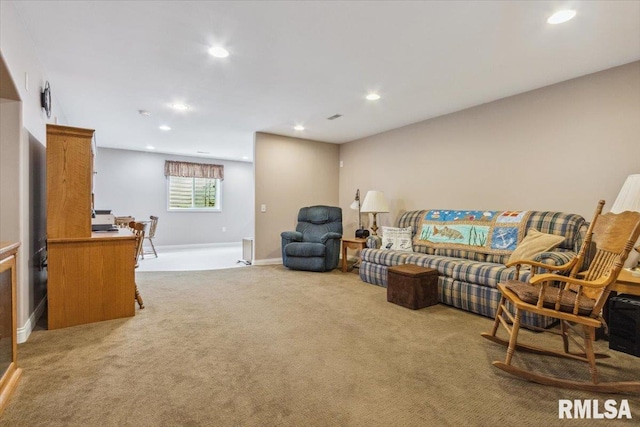 2512 Stonehenge Ct Unit 7Ashv, Peoria, IL 61615 - living area with light carpet, recessed lighting, and baseboards