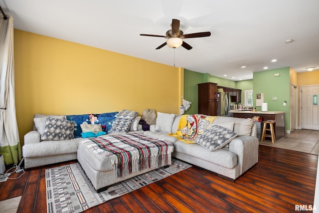 3329 W King James Rd, Peoria, IL 61615 - living room featuring light wood-style floors, ceiling fan, and recessed lighting