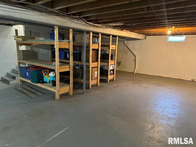 1635 W Country Oaks Ct, Dunlap, IL 61525 - view of basement