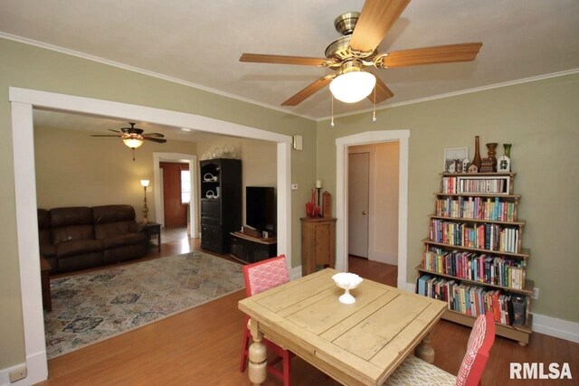102 W Essex St, Glasford, IL 61533 - photo 21