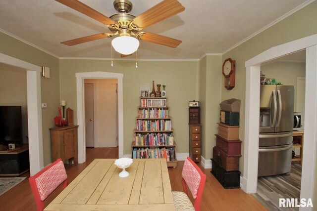 102 W Essex St, Glasford, IL 61533 - photo 23