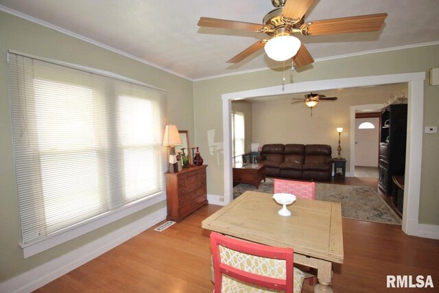 102 W Essex St, Glasford, IL 61533 - photo 26