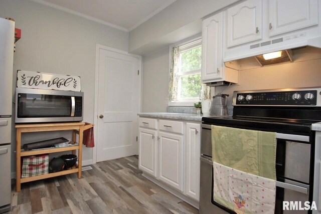 102 W Essex St, Glasford, IL 61533 - photo 33