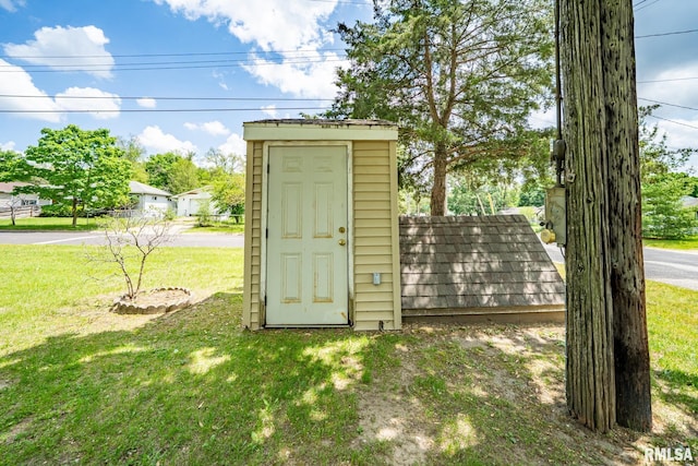 1425 N Vaughn Ave, West Peoria, IL 61604 - view of shed