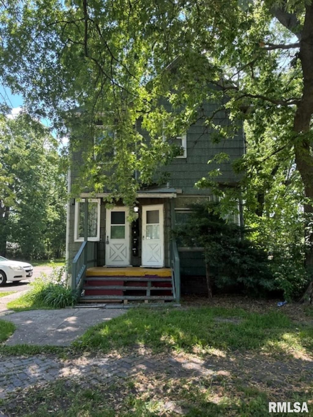 1106 NE Jefferson Ave, Peoria, IL 61603 - photo 1