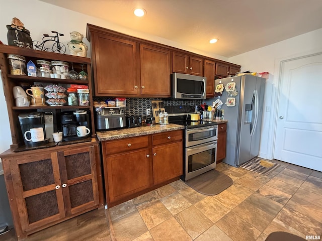 309 Scotch Pine Dr, Macomb, IL 61455 - photo 11