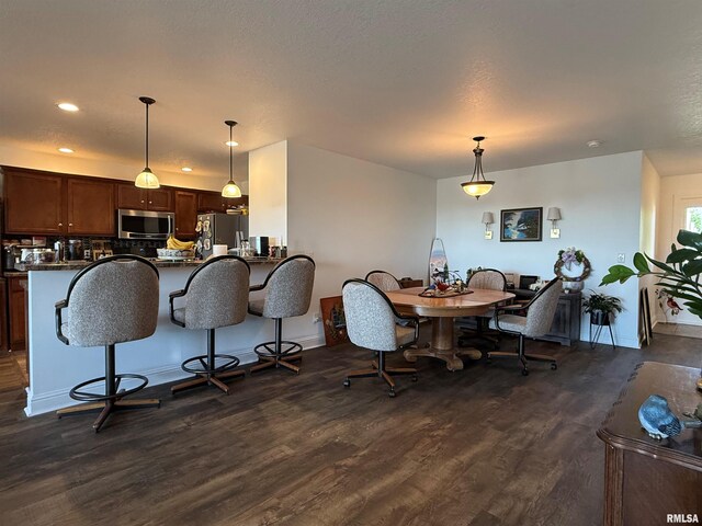 309 Scotch Pine Dr, Macomb, IL 61455 - photo 9