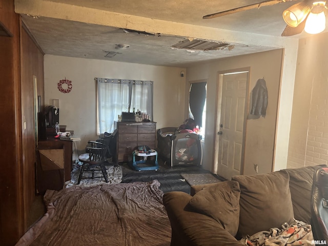 living room featuring ceiling fan