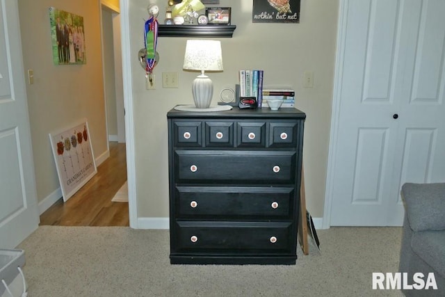 detailed view of baseboards