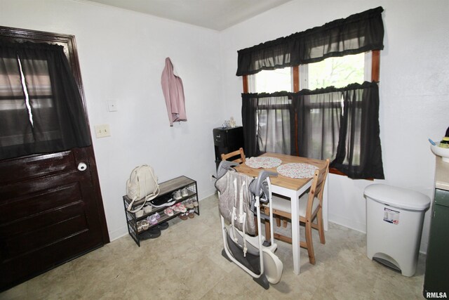 109 N 19th St, Pekin, IL 61554 - view of dining room