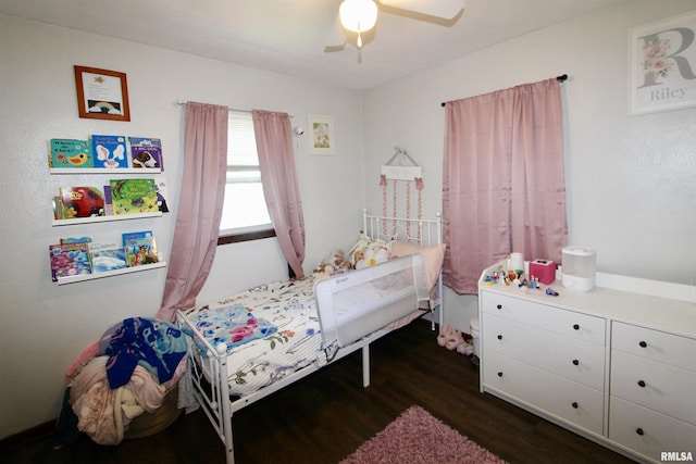 109 N 19th St, Pekin, IL 61554 - bedroom featuring dark wood-type flooring and a ceiling fan