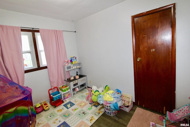 109 N 19th St, Pekin, IL 61554 - game room featuring wood finished floors
