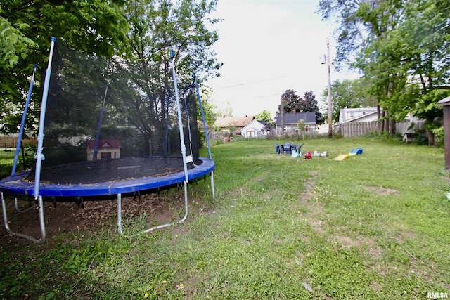 109 N 19th St, Pekin, IL 61554 - view of yard featuring a trampoline