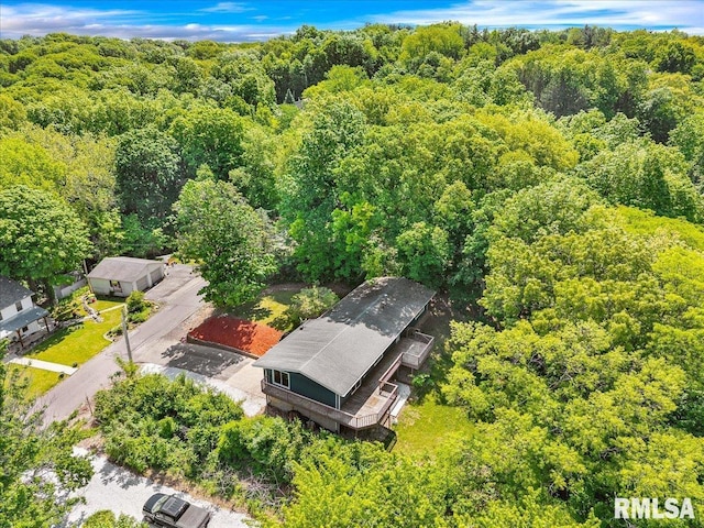 153 Spring Creek Ter, East Peoria, IL 61611 - view of subject property featuring a heavily wooded area