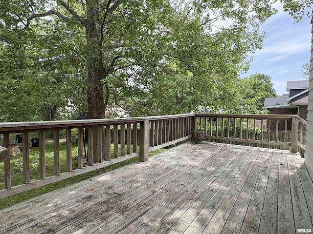 2704 N Dechman Ave, Peoria, IL 61603 - view of wooden terrace