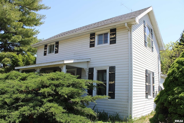 153 S Apple St, Farmington, IL 61531 - view of front of house