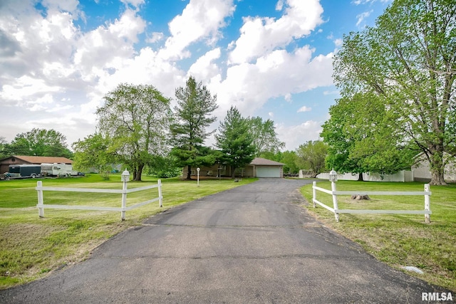 1529 W Richmar Rd, Peoria, IL 61615 - view of front of property with a front lawn and a garage