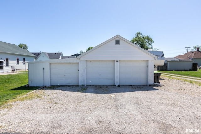 113 W Essex St, Glasford, IL 61533 - view of detached garage