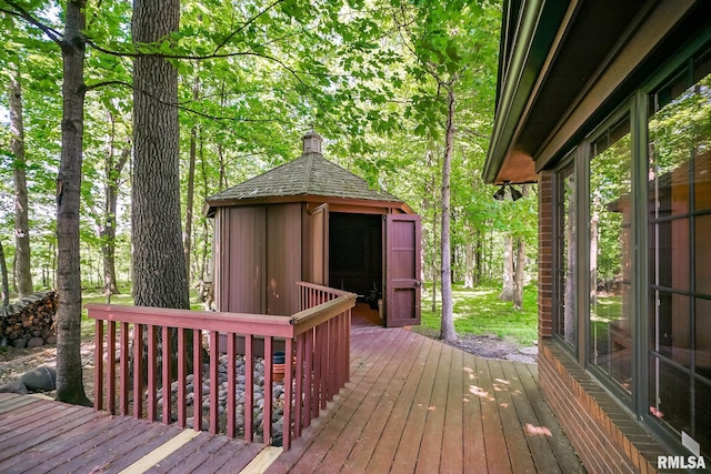 view of wooden deck
