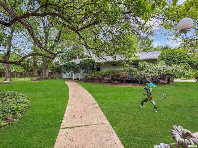 6006 N Big Hollow Rd, Peoria, IL 61615 - view of yard