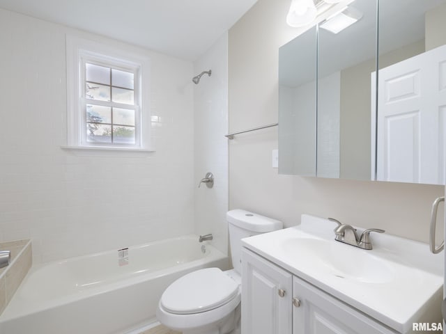 2205 N N St, Peoria, IL 61604 - bathroom featuring toilet, washtub / shower combination, and vanity