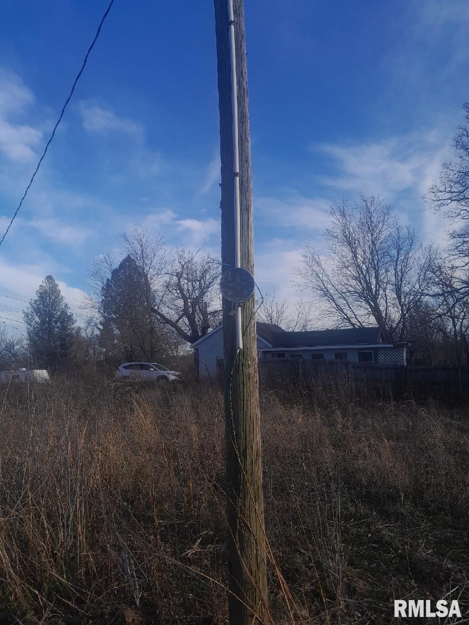 4905 Valley View Rd, Edwards, IL 61528